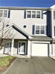 30 Songbird Lane 30 Farmington, CT 06032