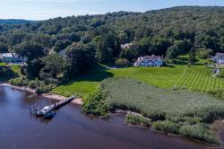 323 River Road Deep River, CT 06417