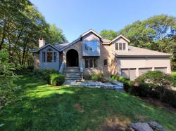 8 Sierra Way Danbury, CT 06810