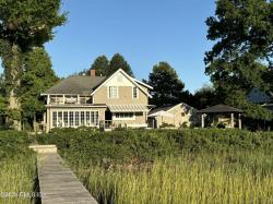 24 Grimes Road Greenwich, CT 06870