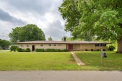 210 W Ford Ave Muscle Shoals, AL 35661