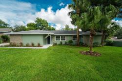 1744 Rosshire Court Lakeland, FL 33813