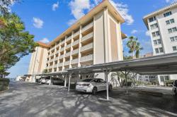 620 Edgewater Drive 204 Dunedin, FL 34698