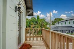 425 11Th Avenue NE Upstairs St Petersburg, FL 33701