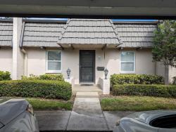 802 Cordova Green Seminole, FL 33777