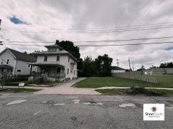 118 Garden Street 2 Lansing, MI 48910