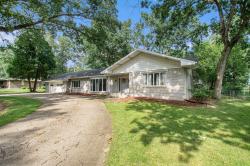 70829 N Driftwood Drive Edwardsburg, MI 49112