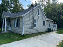 5138 Hughes Road Lansing, MI 48911