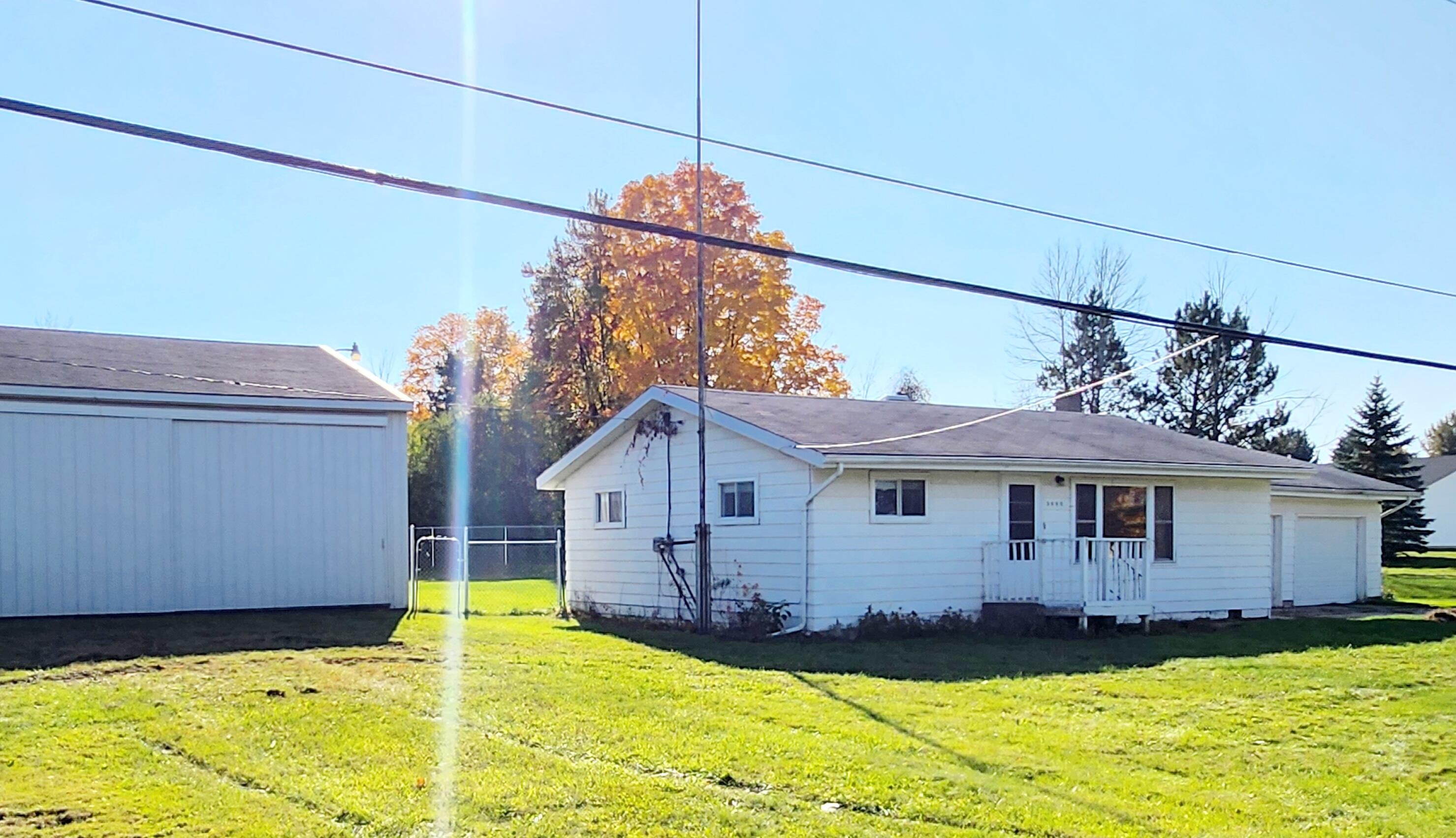 MLS 23139622 3890 E Deerfield Road Mount Pleasant, MI 48858
