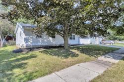 328 Village Drive Lansing, MI 48911