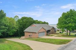 25 John Downs Ct New Concord, KY 42076