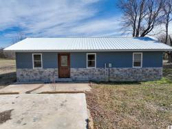 756 Woodville Rd Kevil, KY 42053