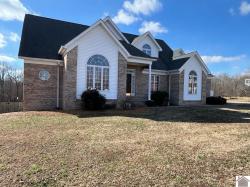 103 Summer Lane Kuttawa, KY 42055