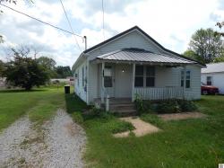 703 Elm St Benton, KY 42025