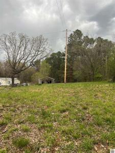950 Dooms Chapel Rd Symsonia, KY 42082