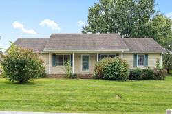 3603 Stone Valley Dr. Hopkinsville, KY 42240