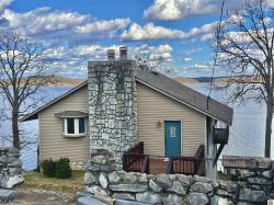 62 Lakeshore Dr New Concord, KY 42076