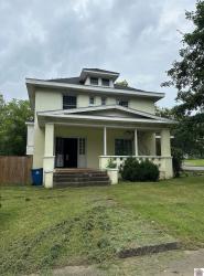 632 S 8th St Mayfield, KY 42066