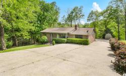 619 W Dogwood Drive Kuttawa, KY 42055