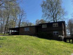 763 Linden St. Calvert City, KY 42029