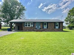 445 Coffee Drive Lacenter, KY 42056