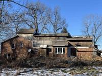 1587 W Fork Rd Murray, KY 42071