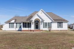 135 Erin Ln West Paducah, KY 42086