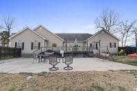 567 Mckenzi Park Dr Benton, KY 42025