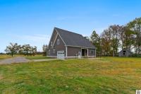 169 Rockwood Murray, KY 42071