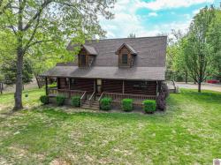 15 Marys Lane Benton, KY 42025