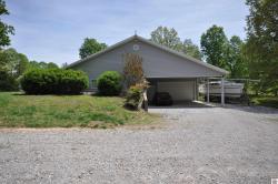 725 Pleasantview Drive Grand Rivers, KY 42045