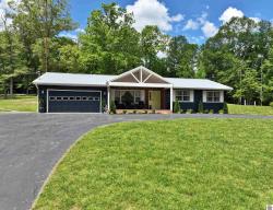 7692 Rockcastle Rd Cadiz, KY 42211