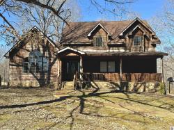 2025 E Lov Flo Sta Rd Boaz, KY 42027