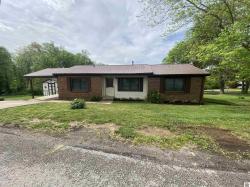 196 Shelby Street Cadiz, KY 42211