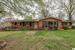 713 Elm St Calvert City, KY 42029
