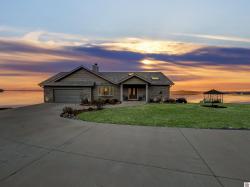 74 John Downs Court New Concord, KY 42076